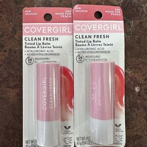 COVERGIRL Pink Lip Balm Gloss Clean Fresh